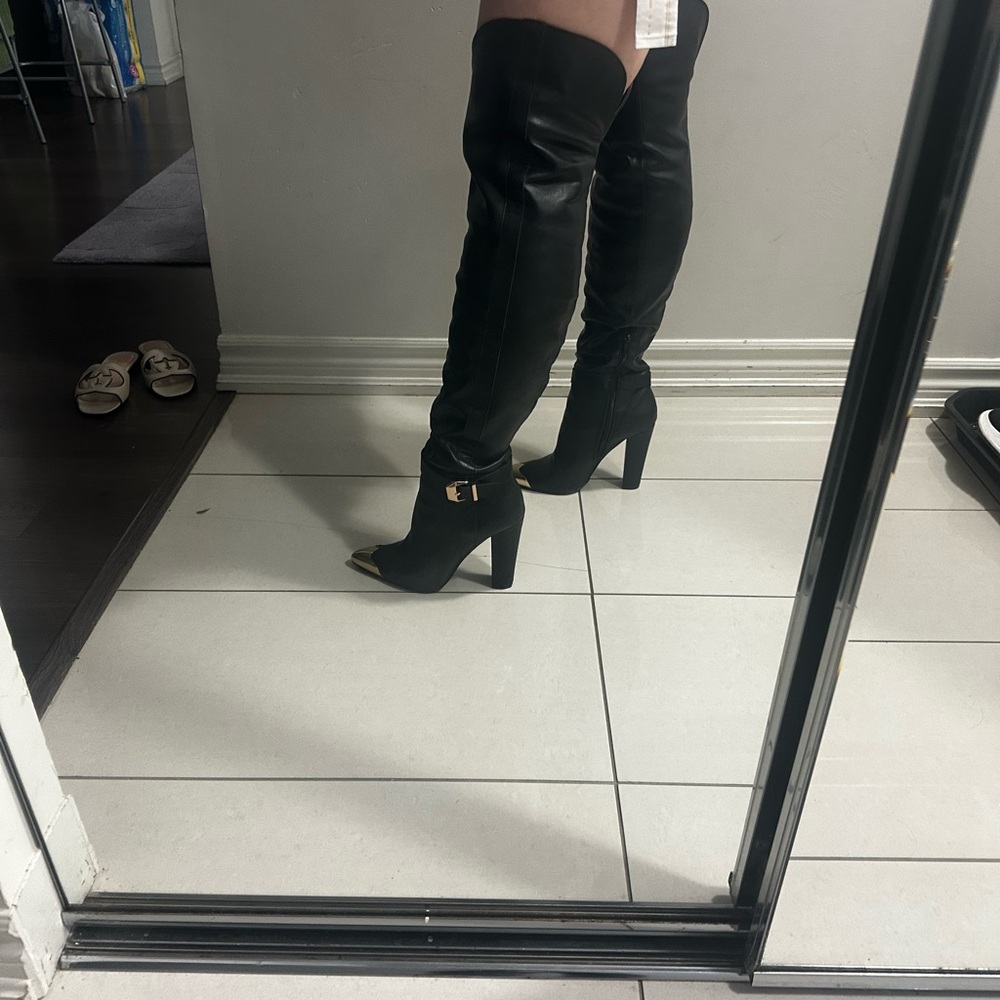 Black Knee-High Women's Boots